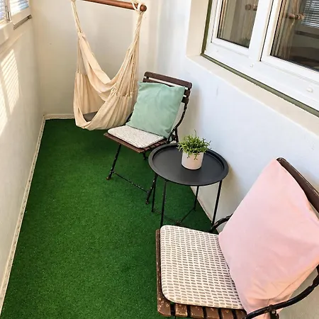 Zum Wohlfuehlen, Grosszuegig Und Zentral In Apartament *